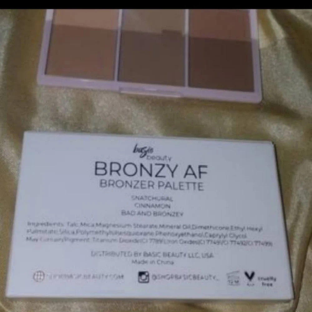 Basic Beauty Bronzy AF Palette